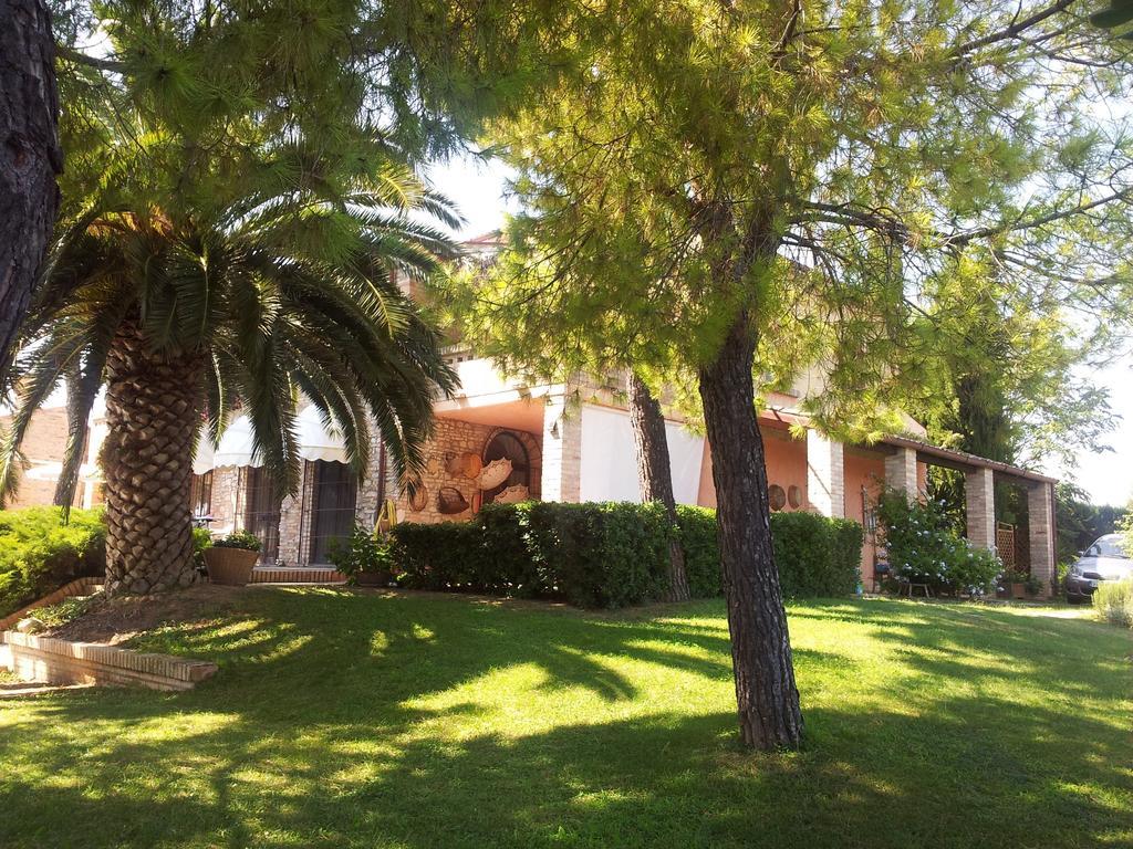 Villa Vittoria Citta Sant'Angelo Exterior foto